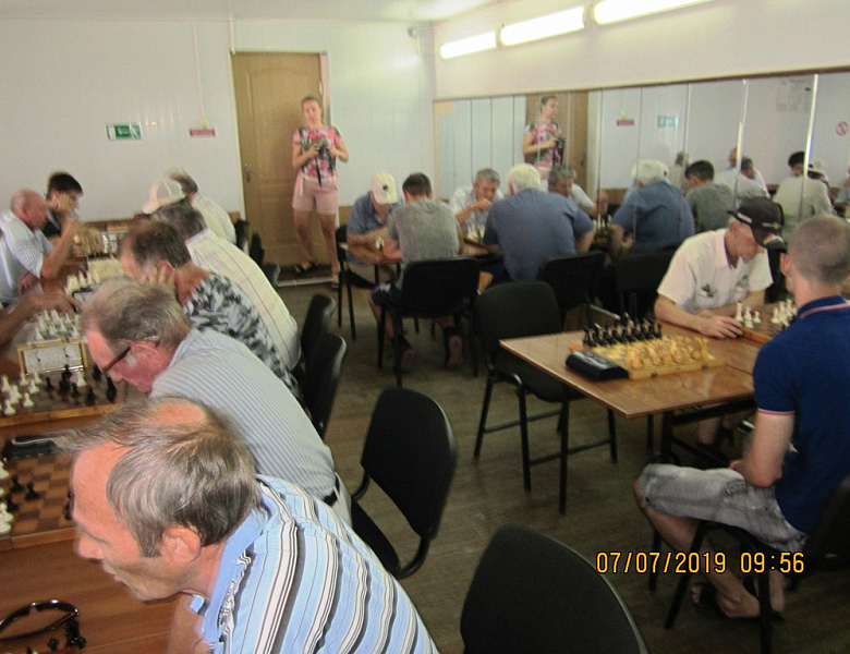 Шахматы: турнир по блицу