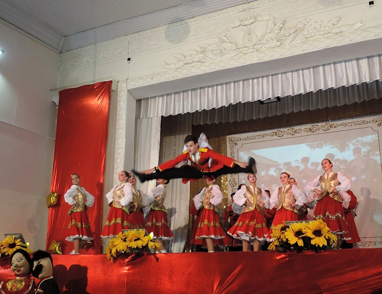 Праздничное мероприятие посвященного Дню образования кубанского казачества «Герои Кубани»