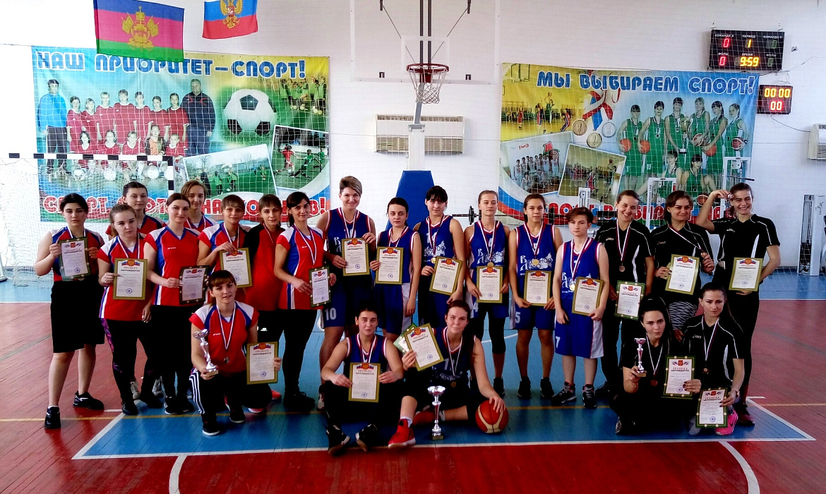 Чемпионат по баскетболу среди женщин прошёл в Усть-Лабинске