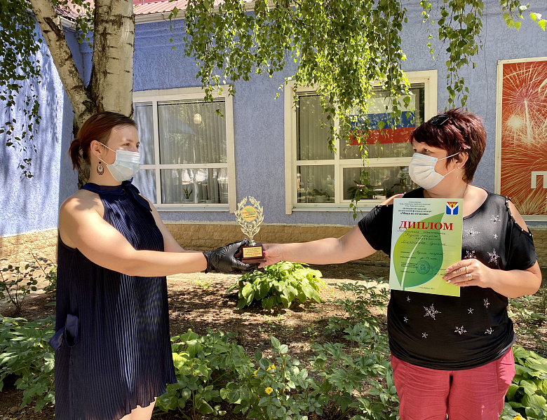 В Усть-Лабинске заочно прошёл III Открытый городской экологический фестиваль-конкурс "Мода из отходов"