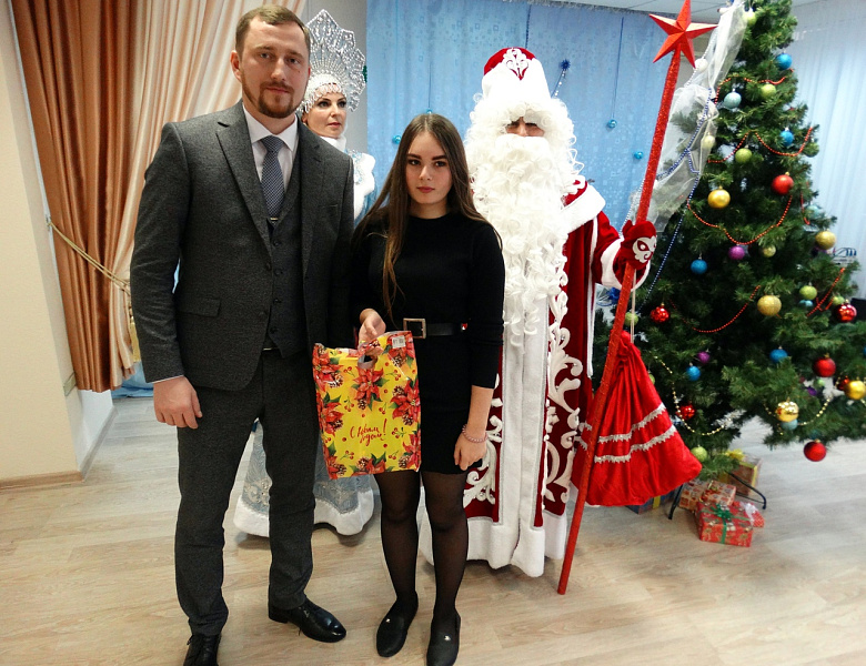 И.о. главы Усть-Лабинска исполнил мечты воспитанников социально-реабилитационного центра
