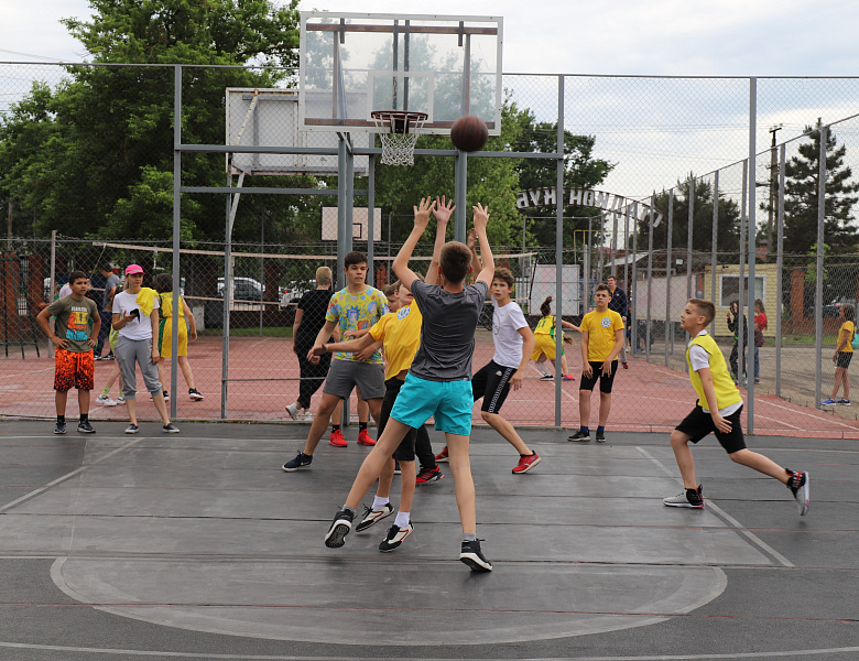 Всекубанский турнир по уличному баскетболу среди дворовых команд