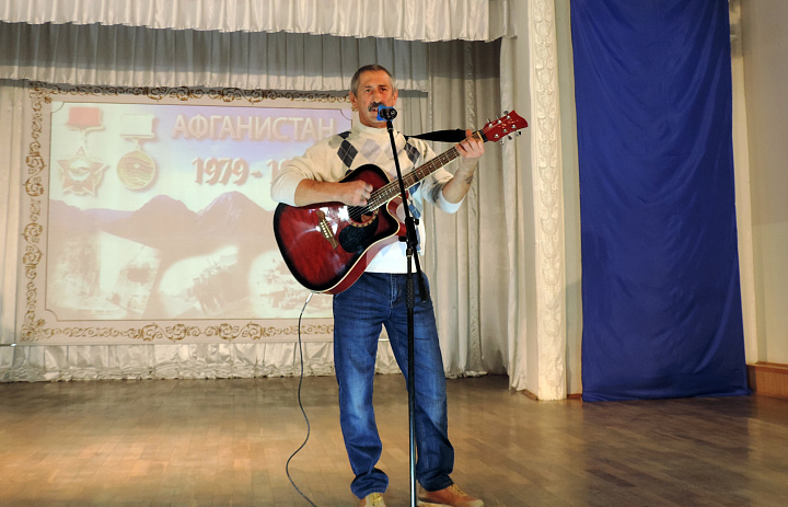 В Усть-Лабинске прошёл концерт "Колокола памяти — Афганистан"