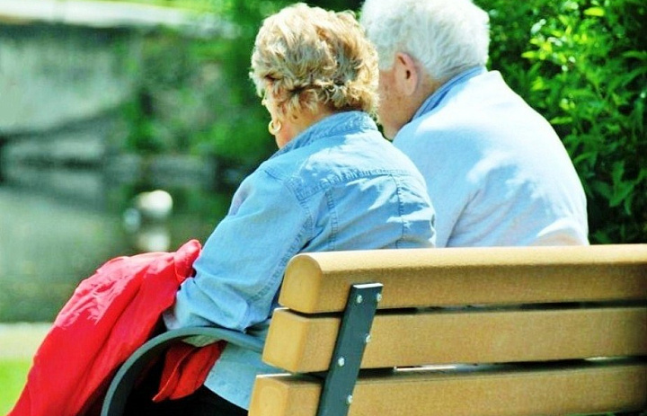 О мерах социальной поддержки лиц, достигших возраста 60 и 55 лет 