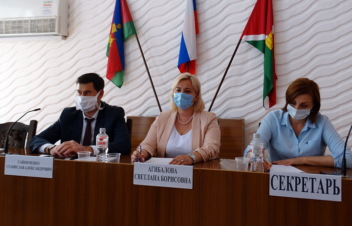 Состоялась очередная сессия Совета депутатов Усть-Лабинского городского поселения