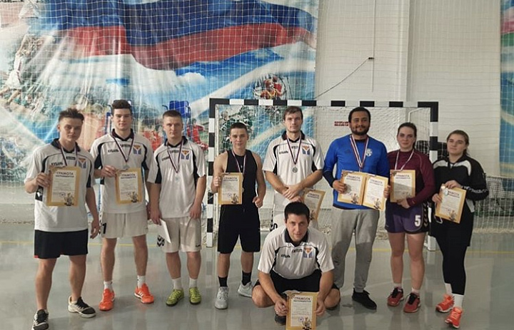 Усть-Лабинск занял второе место в соревнованиях по гандболу среди муниципальных образований