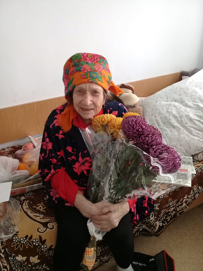 Ветераны ВОВ и труженики тыла Эмма Чмирева и Лидия Якуба отпраздновали 90 день рождения