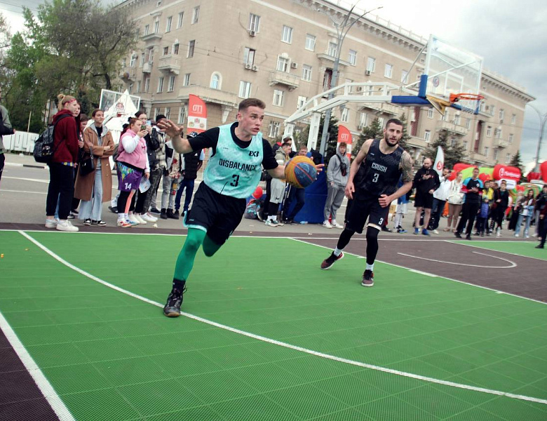 Усть-Лабинск первый в соревнованиях по уличному баскетболу