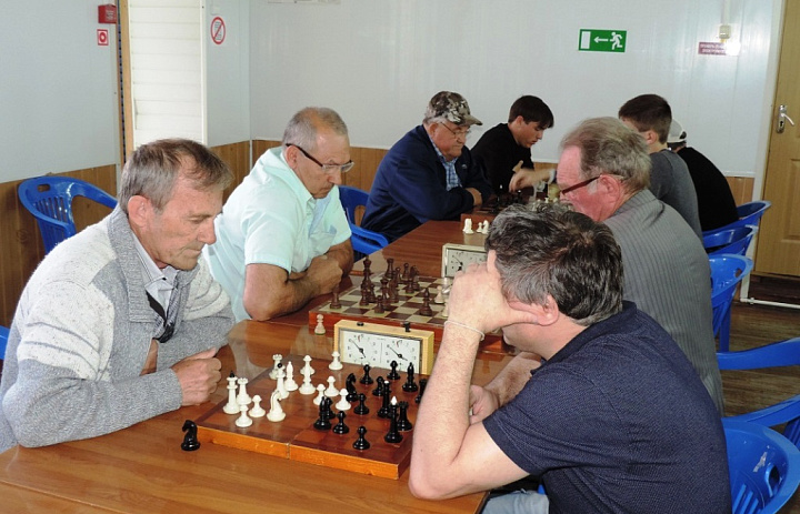 Шахматный турнир, посвящённый 74-ой годовщине Победы в ВОВ