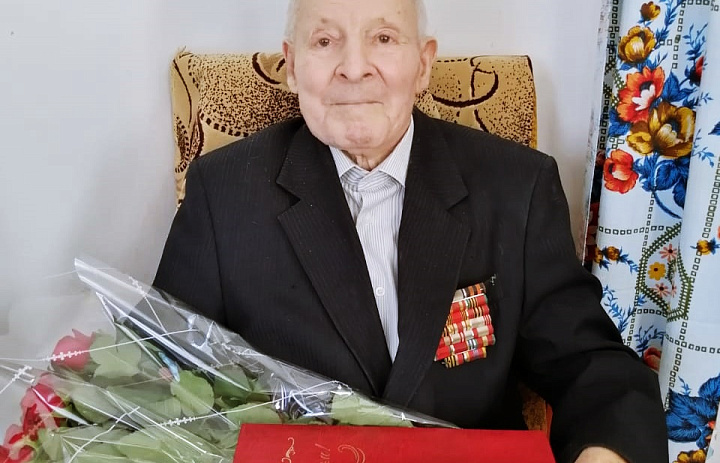 Ветераны войны получили поздравления с юбилеем из Кремля