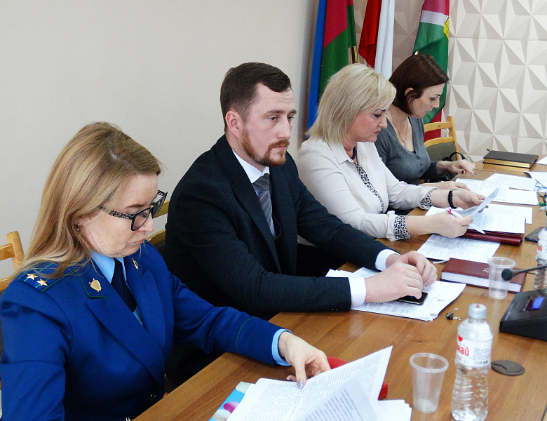 Поправки к бюджету на 2020 год и конкурс на должность главы Усть-Лабинска утвердили на очередной сессии Совета депутатов
