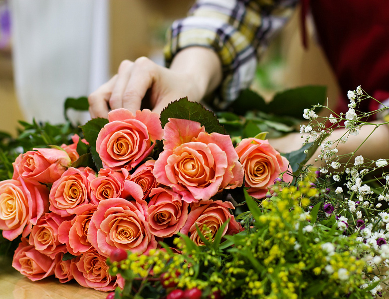 О работе ярмарки по продаже цветов в Усть-Лабинске