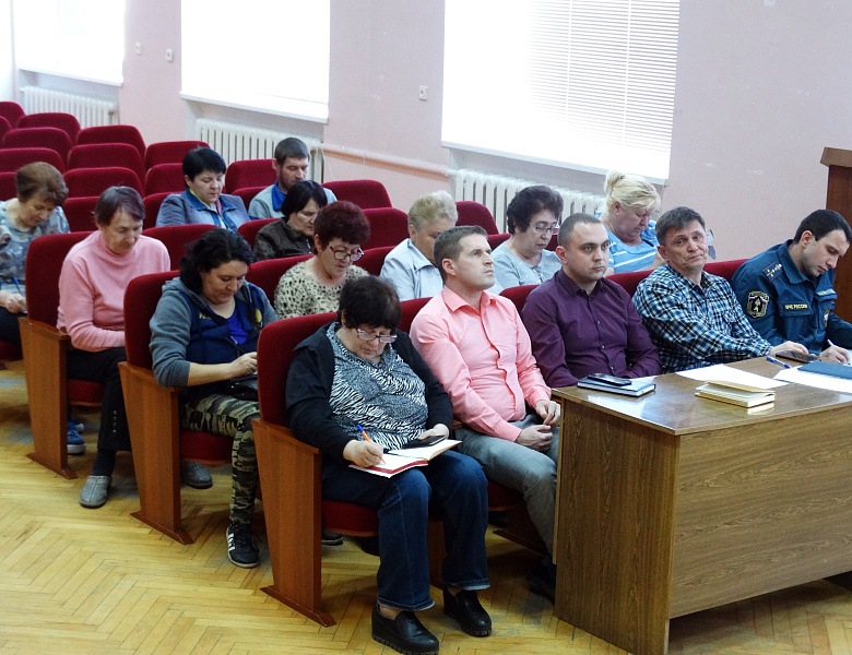 Совещание с участием председателей квартальных комитетов и новым исполняющим обязанности главы города прошло в администрации Усть-Лабинска